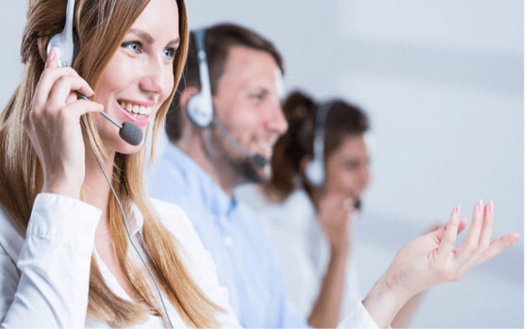 Những điều bạn cần biết về hotline chăm sóc khách hàng